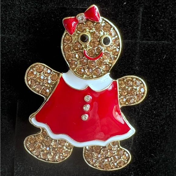 Heidi Daus 🆕 “Gingerly Gorgeous” Ginger Bread Girl enamel & crystals pin - Picture 3 of 5
